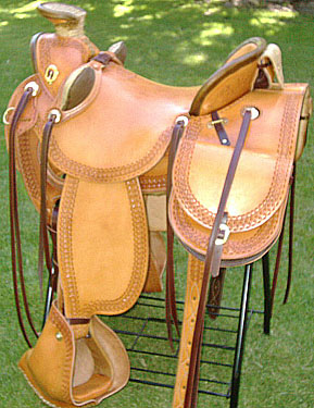 Wade Mule Saddle